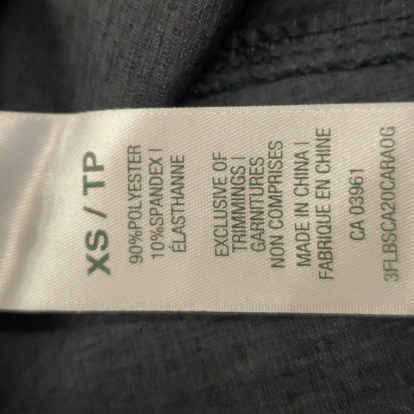 Scrubletics  Gray Scrub Top NWOT - Picture 7 of 7